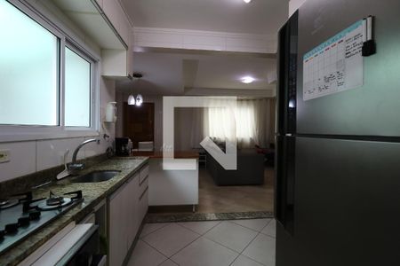 Casa de condomínio à venda com 132m², 2 quartos e 2 vagasCozinha