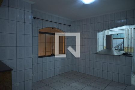 Casa para alugar com 240m², 4 quartos e 2 vagasCozinha