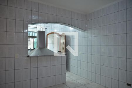 Casa para alugar com 240m², 4 quartos e 2 vagasCozinha