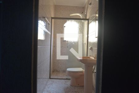 Casa para alugar com 240m², 4 quartos e 2 vagasBanheiro da Suíte