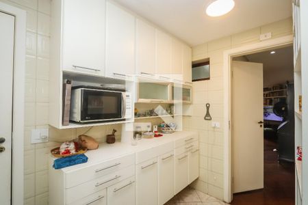 Apartamento à venda com 88m², 2 quartos e 3 vagas Apartamento à venda com 88m², 2 quartos e 3 vagasCozinha