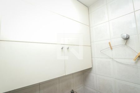 Apartamento à venda com 88m², 2 quartos e 3 vagas Apartamento à venda com 88m², 2 quartos e 3 vagasBanheiro de Serviço