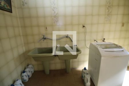 Casa à venda com 298m², 4 quartos e 2 vagasÁrea de Serviço