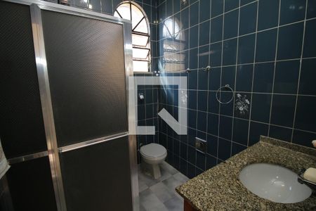 Casa à venda com 298m², 4 quartos e 2 vagasBanheiro Social