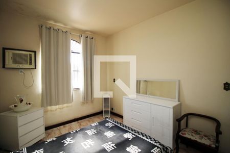 Casa à venda com 298m², 4 quartos e 2 vagasQuarto 3