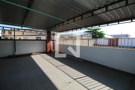 Casa à venda com 298m², 4 quartos e 2 vagasTerraço