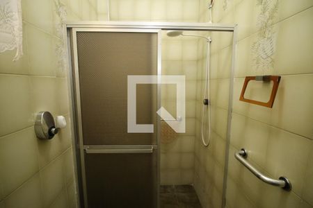 Casa à venda com 298m², 4 quartos e 2 vagasSauna - Banheiro