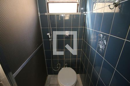 Casa à venda com 298m², 4 quartos e 2 vagasBanheiro Social