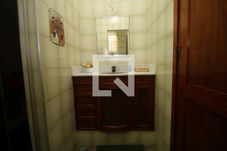 Casa à venda com 298m², 4 quartos e 2 vagasSauna - Banheiro