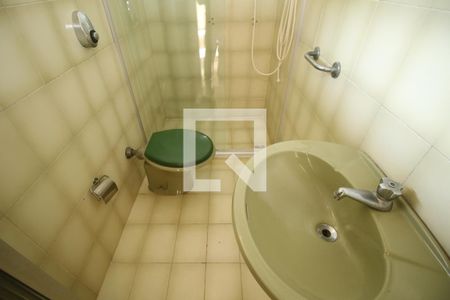 Casa à venda com 298m², 4 quartos e 2 vagasBanheiro de serviço