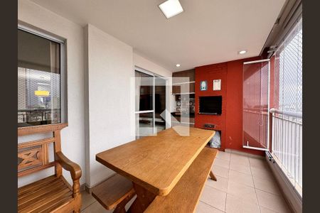 Apartamento à venda com 115m², 3 quartos e 2 vagas Apartamento à venda com 115m², 3 quartos e 2 vagasVaranda gourmet