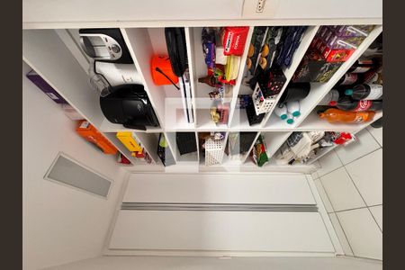 Apartamento à venda com 115m², 3 quartos e 2 vagas Apartamento à venda com 115m², 3 quartos e 2 vagasDespensa