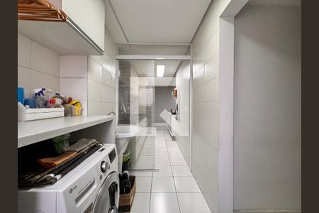 Apartamento à venda com 115m², 3 quartos e 2 vagas Apartamento à venda com 115m², 3 quartos e 2 vagasLavanderia