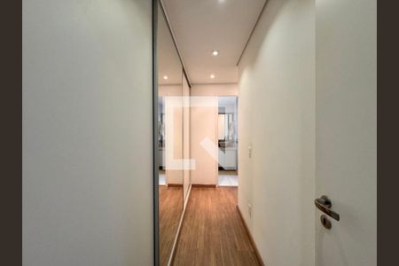 Apartamento à venda com 115m², 3 quartos e 2 vagas Apartamento à venda com 115m², 3 quartos e 2 vagasSuite
