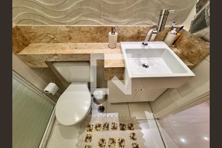 Apartamento à venda com 115m², 3 quartos e 2 vagas Apartamento à venda com 115m², 3 quartos e 2 vagasBanheiro