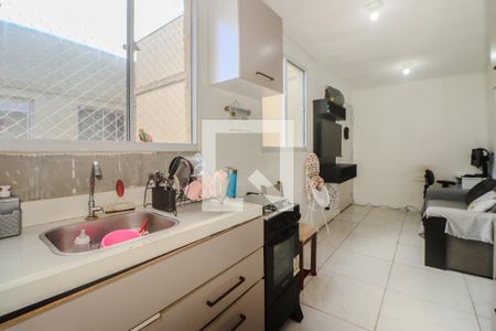 Apartamento à venda com 38m², 2 quartos e 1 vaga Apartamento à venda com 38m², 2 quartos e 1 vagaCozinha e Área de Serviço