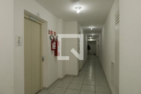 Apartamento à venda com 47m², 2 quartos e 1 vagaÁrea comum - Saguão do andar