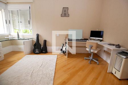 Apartamento à venda com 278m², 4 quartos e 4 vagasSuíte 4