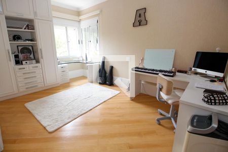 Apartamento à venda com 278m², 4 quartos e 4 vagasSuíte 4