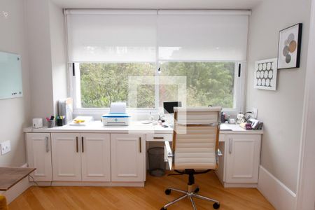 Apartamento à venda com 278m², 4 quartos e 4 vagasSuíte 3