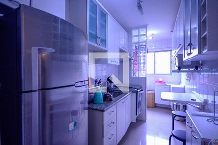 Apartamento à venda com 60m², 2 quartos e 1 vagaCozinha/Área de Serviço  