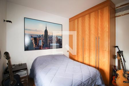 Apartamento à venda com 220m², 4 quartos e 4 vagas Apartamento à venda com 220m², 4 quartos e 4 vagasQuarto 1