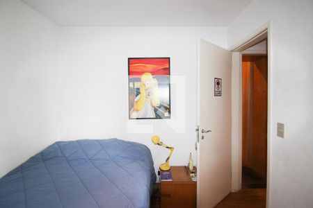 Apartamento à venda com 220m², 4 quartos e 4 vagas Apartamento à venda com 220m², 4 quartos e 4 vagasQuarto 3