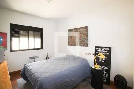 Apartamento à venda com 220m², 4 quartos e 4 vagas Apartamento à venda com 220m², 4 quartos e 4 vagasQuarto 4