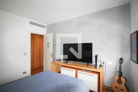 Apartamento à venda com 220m², 4 quartos e 4 vagas Apartamento à venda com 220m², 4 quartos e 4 vagasQuarto 4