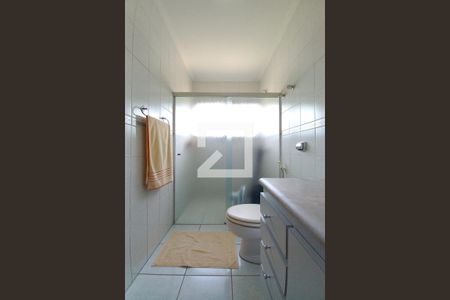 Casa de condomínio à venda com 340m², 3 quartos e 4 vagasBanheiro da Suíte 3