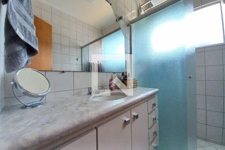 Casa de condomínio à venda com 340m², 3 quartos e 4 vagasBanheiro da Suíte 1