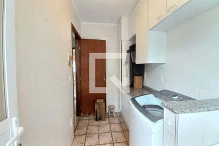 Casa de condomínio à venda com 340m², 3 quartos e 4 vagasÁrea de Serviço