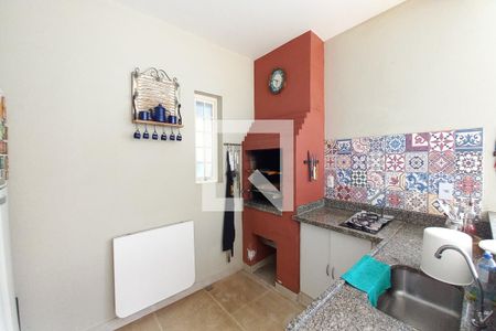 Casa de condomínio à venda com 340m², 3 quartos e 4 vagasÁrea comum - Churrasqueira