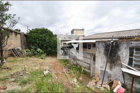 Casa à venda com 450m², 2 quartos e 1 vagaCasa dos fundos