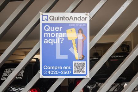 Casa à venda com 193m², 4 quartos e 2 vagas Casa à venda com 193m², 4 quartos e 2 vagasPlaquinha