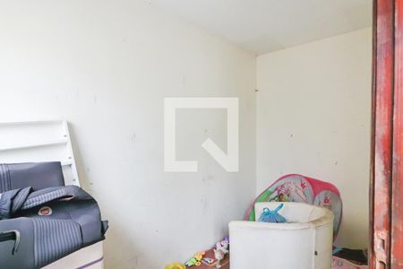 Casa à venda com 193m², 4 quartos e 2 vagas Casa à venda com 193m², 4 quartos e 2 vagasQuarto Serviço