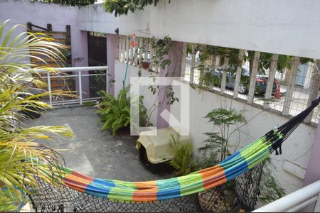 Casa de condomínio à venda com 90m², 3 quartos e 2 vagas Casa de condomínio à venda com 90m², 3 quartos e 2 vagasQuintal