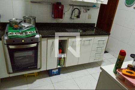 Casa de condomínio à venda com 90m², 3 quartos e 2 vagas Casa de condomínio à venda com 90m², 3 quartos e 2 vagasCozinha