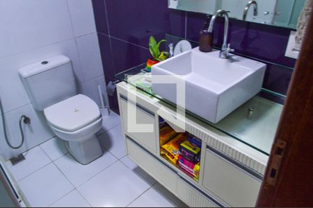 Casa de condomínio à venda com 90m², 3 quartos e 2 vagas Casa de condomínio à venda com 90m², 3 quartos e 2 vagasBanheiro 1