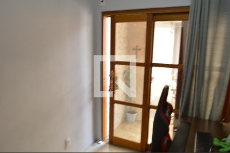 Casa de condomínio à venda com 90m², 3 quartos e 2 vagas Casa de condomínio à venda com 90m², 3 quartos e 2 vagasEscritório