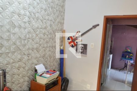 Casa de condomínio à venda com 90m², 3 quartos e 2 vagas Casa de condomínio à venda com 90m², 3 quartos e 2 vagasEscritório