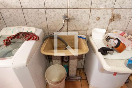 Casa à venda com 240m², 2 quartos e 2 vagas Casa à venda com 240m², 2 quartos e 2 vagasÁrea de Serviço