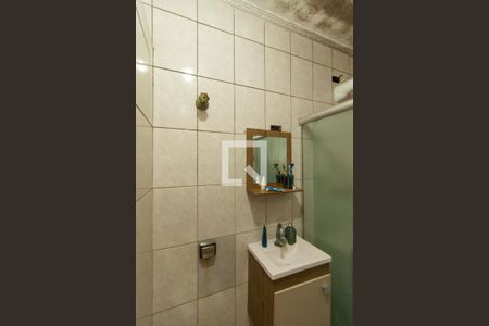 Casa à venda com 240m², 2 quartos e 2 vagas Casa à venda com 240m², 2 quartos e 2 vagasBanheiro