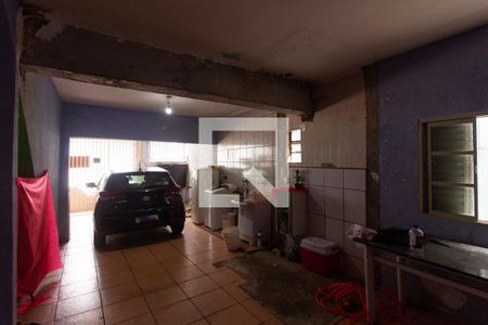 Casa à venda com 240m², 2 quartos e 2 vagas Casa à venda com 240m², 2 quartos e 2 vagasGaragem