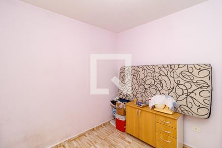 Casa à venda com 180m², 3 quartos e 3 vagas Casa à venda com 180m², 3 quartos e 3 vagasedícula - quarto 6