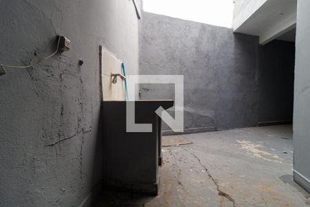 Casa à venda com 180m², 3 quartos e 3 vagas Casa à venda com 180m², 3 quartos e 3 vagasÁrea de Serviço