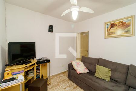 Casa à venda com 180m², 3 quartos e 3 vagas Casa à venda com 180m², 3 quartos e 3 vagasedícula -sala