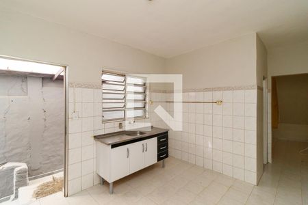 Casa à venda com 180m², 3 quartos e 3 vagas Casa à venda com 180m², 3 quartos e 3 vagasedícula - cozinha