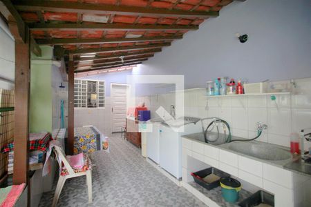 Casa à venda com 360m², 5 quartos e 2 vagasÁrea de Serviço