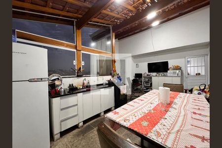 Apartamento à venda com 100m², 2 quartos e 1 vaga Apartamento à venda com 100m², 2 quartos e 1 vagaCobertura